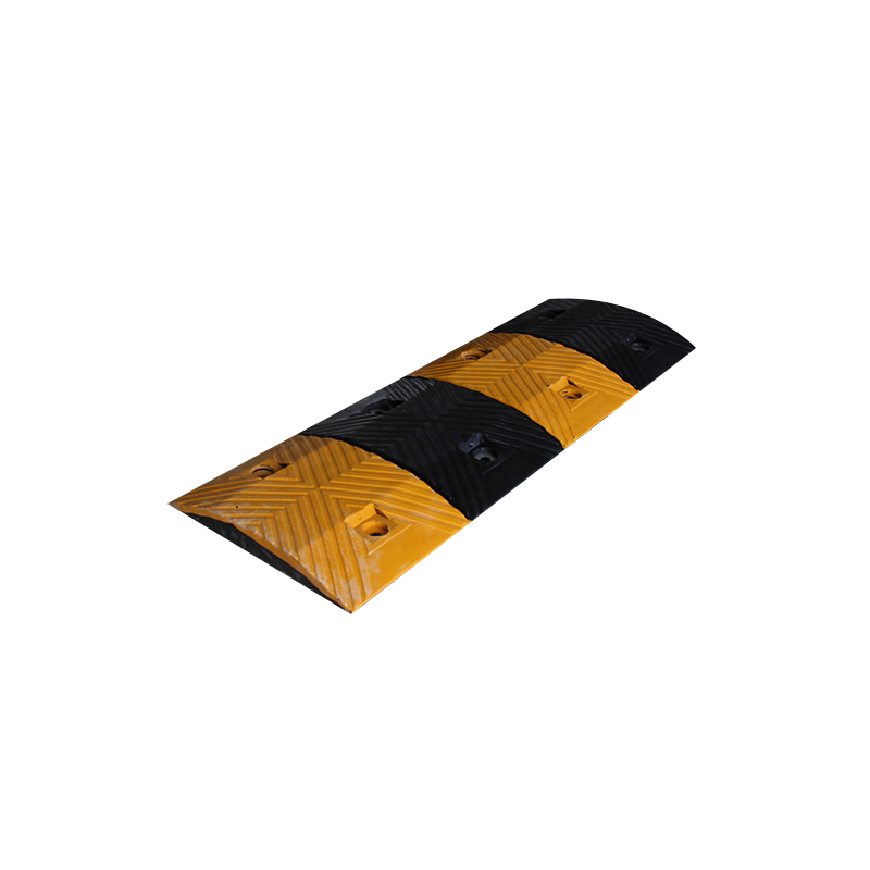 Portable Rubber Speed Hump Herringbone Rubber or Plastic Speed Bump Traffic Facilities