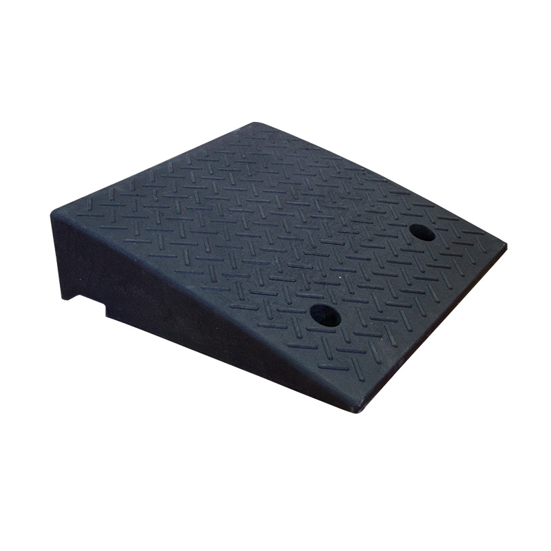 Rushed Car PVC Trailer Fantastic Quality Reflective Heavy Vehicle Driveway Portable Curb Ramp
